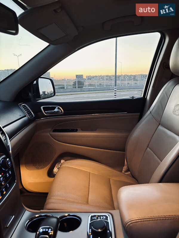 Внедорожник / Кроссовер Jeep Grand Cherokee 2014 в Одессе