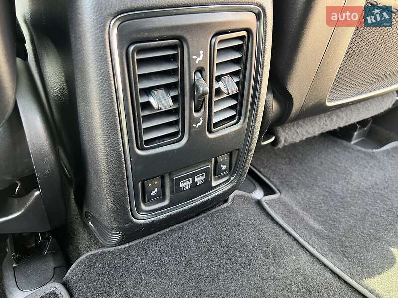 Внедорожник / Кроссовер Jeep Grand Cherokee 2014 в Чернигове фото 31 Внедорожник / Кроссовер Jeep Grand Cherokee 2014 в Чернигове