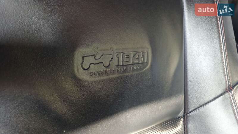 Внедорожник / Кроссовер Jeep Grand Cherokee 2015 в Полтаве