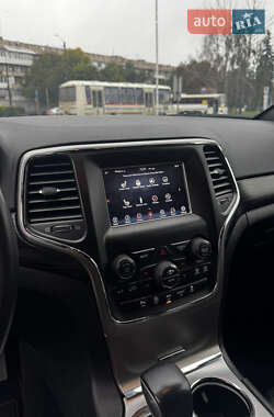 Внедорожник / Кроссовер Jeep Grand Cherokee 2019 в 