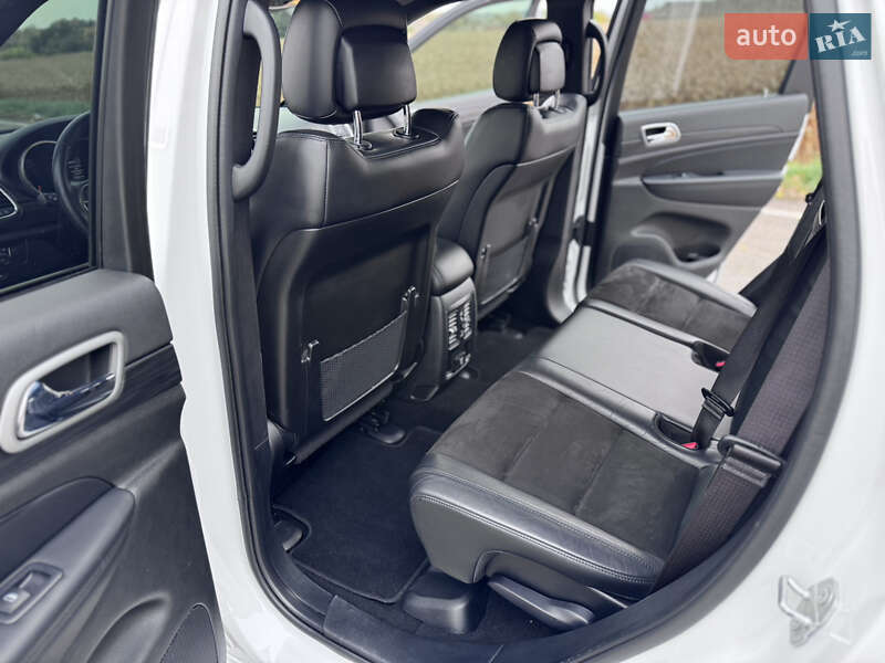 Внедорожник / Кроссовер Jeep Grand Cherokee 2021 в Ромнах