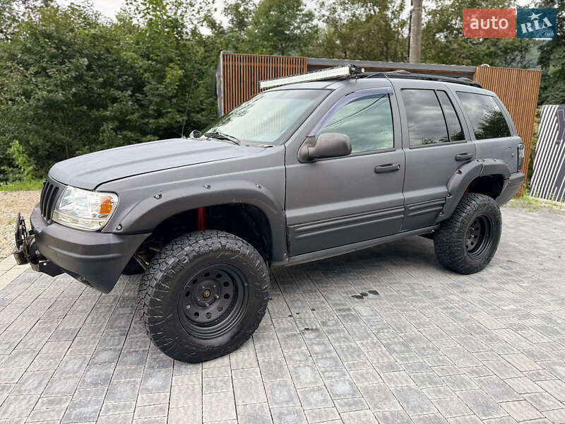 Внедорожник / Кроссовер Jeep Grand Cherokee 2000 в Косове