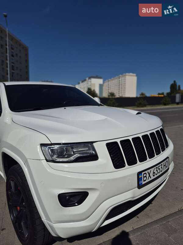 Внедорожник / Кроссовер Jeep Grand Cherokee 2015 в Хмельницком