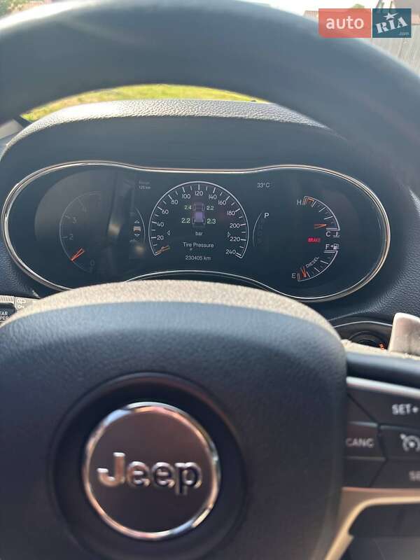 Внедорожник / Кроссовер Jeep Grand Cherokee 2013 в Звягеле фото 14 Внедорожник / Кроссовер Jeep Grand Cherokee 2013 в Звягеле