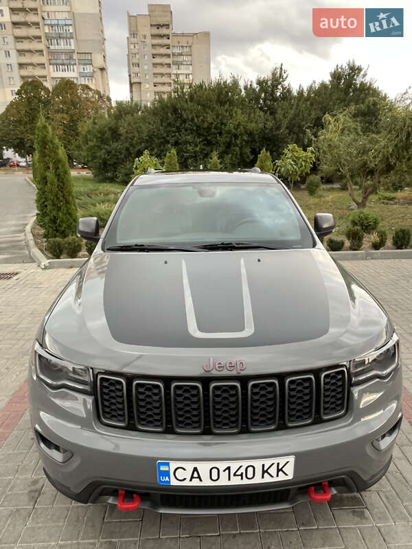 Внедорожник / Кроссовер Jeep Grand Cherokee 2019 в Черкассах фото 3 Внедорожник / Кроссовер Jeep Grand Cherokee 2019 в Черкассах
