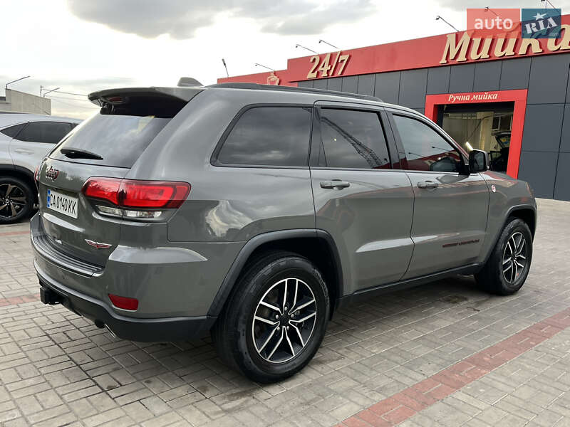 Внедорожник / Кроссовер Jeep Grand Cherokee 2019 в Черкассах фото 6 Внедорожник / Кроссовер Jeep Grand Cherokee 2019 в Черкассах