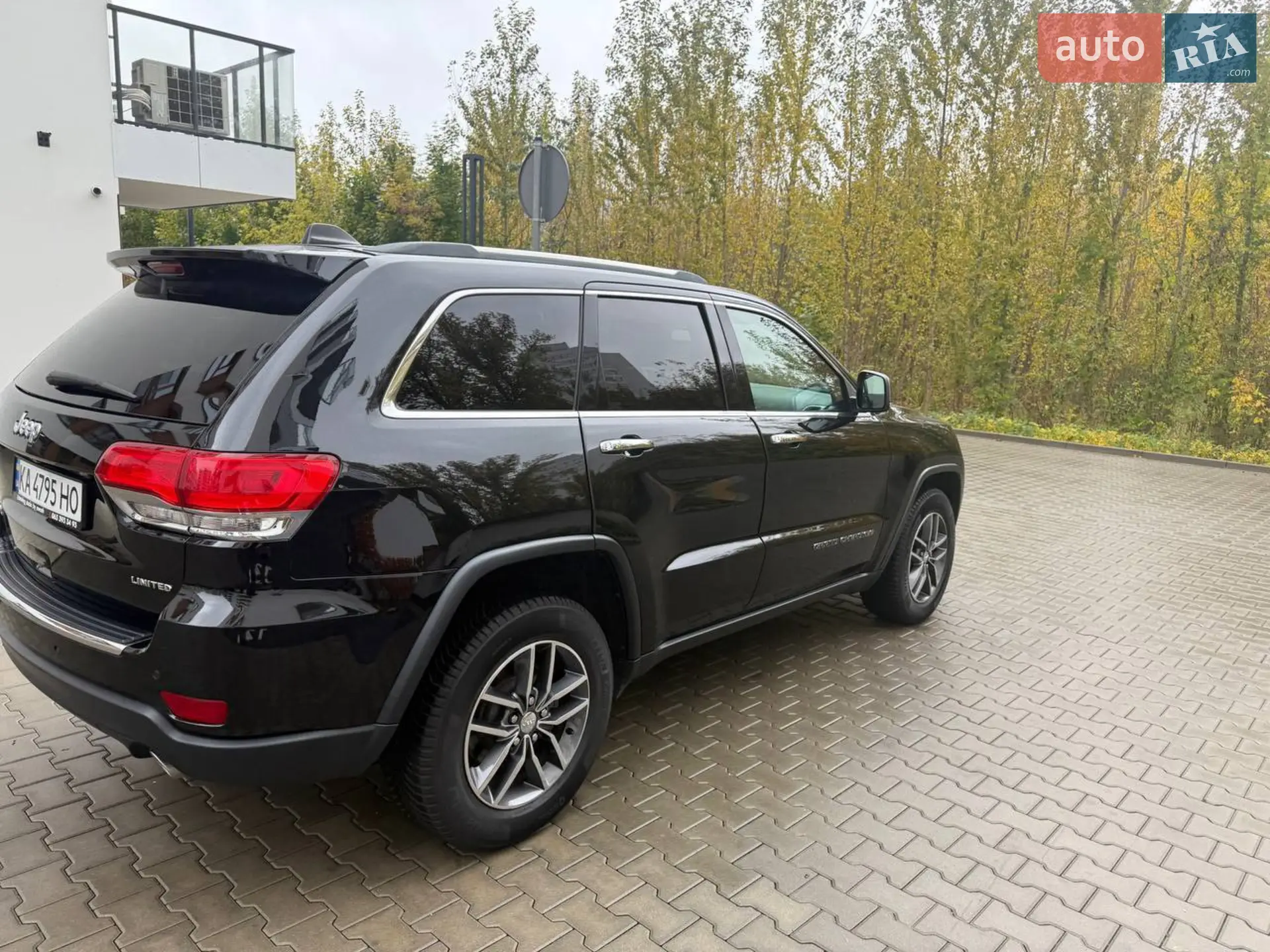 2017 Jeep Grand Cherokee - мініатюра 20