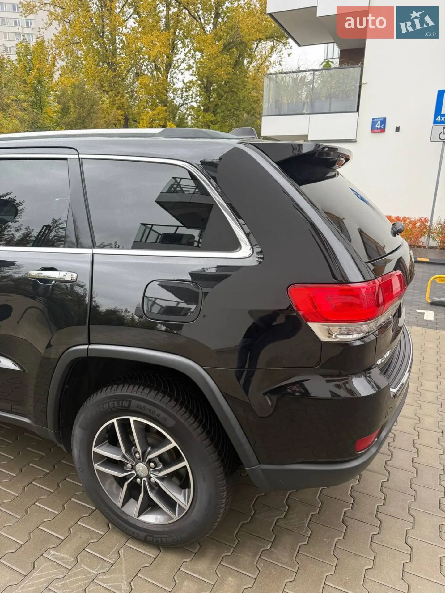 2017 Jeep Grand Cherokee - мініатюра 26