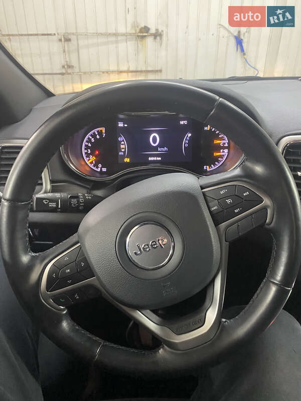 Позашляховик / Кросовер Jeep Grand Cherokee 2020 в Києві фото 23 Позашляховик / Кросовер Jeep Grand Cherokee 2020 в Києві