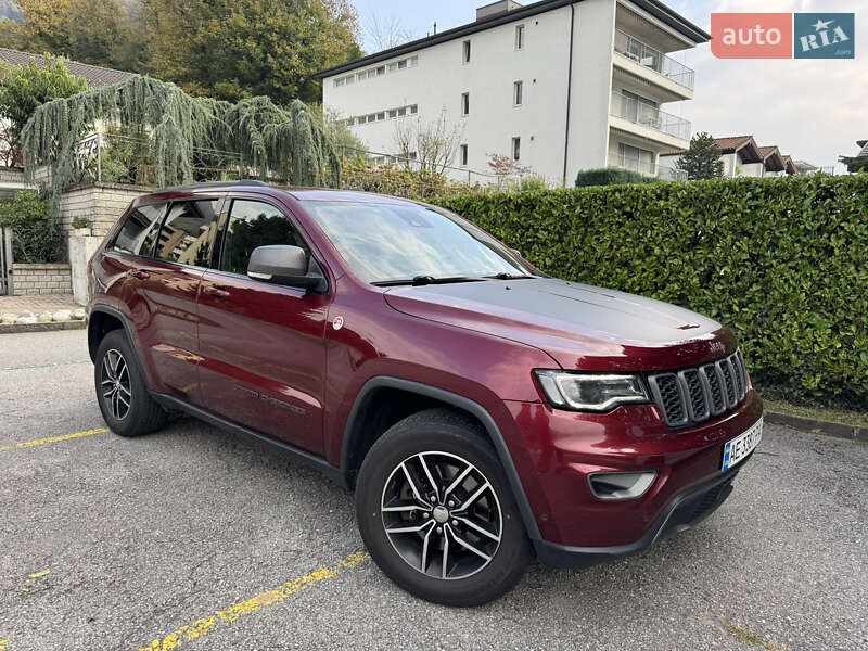 Позашляховик / Кросовер Jeep Grand Cherokee 2016 в Києві фото 18 Позашляховик / Кросовер Jeep Grand Cherokee 2016 в Києві