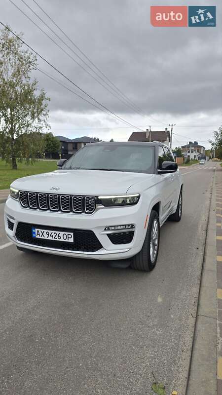 Внедорожник / Кроссовер Jeep Grand Cherokee 2022 в Киеве фото 9 Внедорожник / Кроссовер Jeep Grand Cherokee 2022 в Киеве