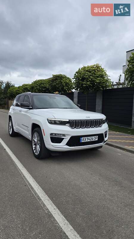 Внедорожник / Кроссовер Jeep Grand Cherokee 2022 в Киеве фото 22 Внедорожник / Кроссовер Jeep Grand Cherokee 2022 в Киеве