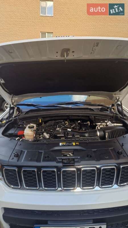 Внедорожник / Кроссовер Jeep Grand Cherokee 2022 в Виннице