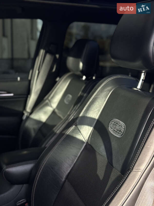 Внедорожник / Кроссовер Jeep Grand Cherokee 2014 в Гайсине