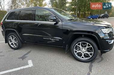 Внедорожник / Кроссовер Jeep Grand Cherokee 2021 в 