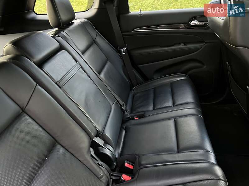 Внедорожник / Кроссовер Jeep Grand Cherokee 2021 в Киеве фото 25 Внедорожник / Кроссовер Jeep Grand Cherokee 2021 в Киеве
