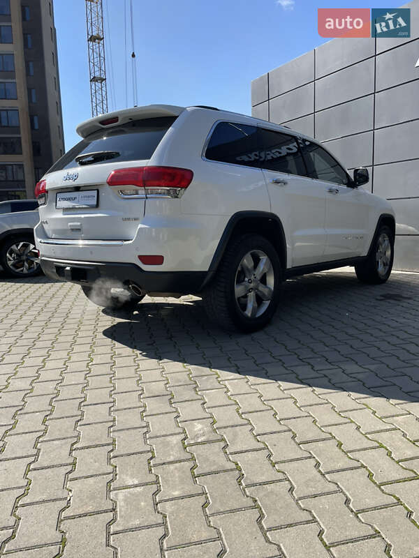 Внедорожник / Кроссовер Jeep Grand Cherokee 2015 в Одессе