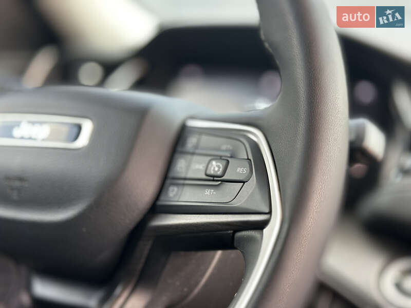 Внедорожник / Кроссовер Jeep Grand Cherokee 2023 в Львове