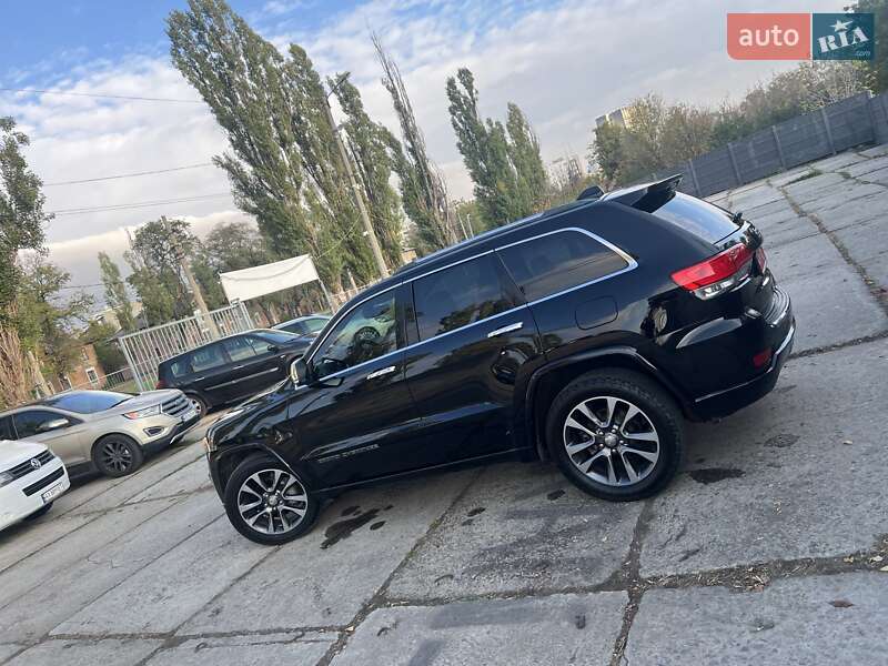 Внедорожник / Кроссовер Jeep Grand Cherokee 2017 в Харькове