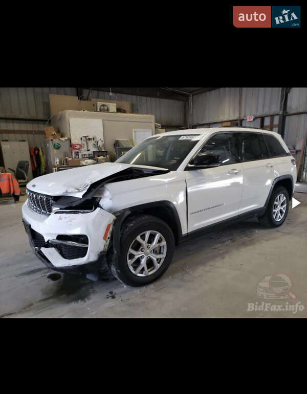 Внедорожник / Кроссовер Jeep Grand Cherokee 2022 в Киеве фото 36 Внедорожник / Кроссовер Jeep Grand Cherokee 2022 в Киеве