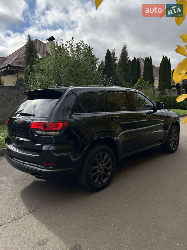 Внедорожник / Кроссовер Jeep Grand Cherokee 2018 в Ровно
