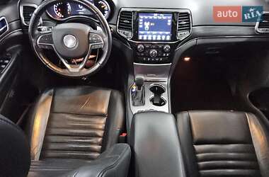 Внедорожник / Кроссовер Jeep Grand Cherokee 2019 в 
