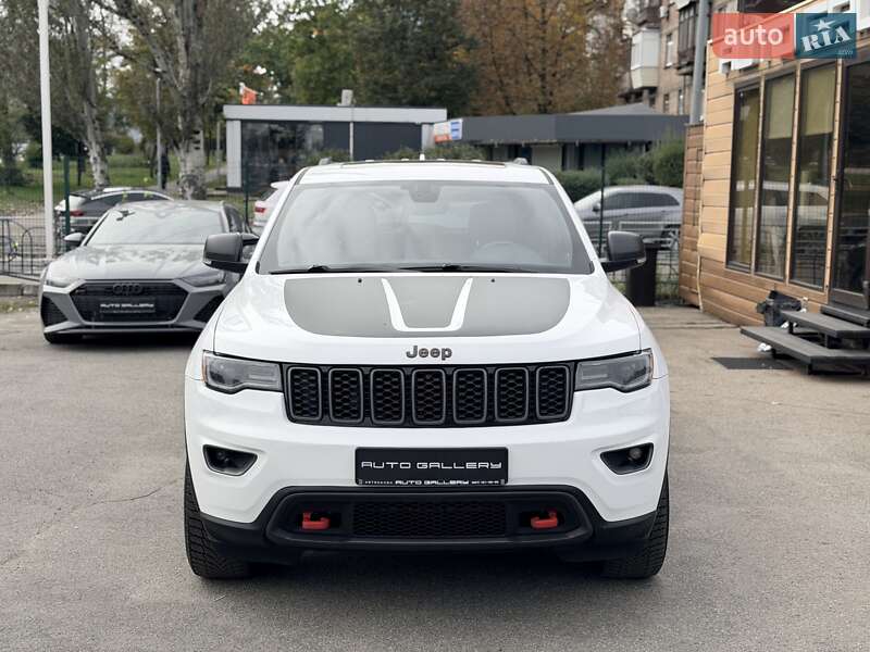 Внедорожник / Кроссовер Jeep Grand Cherokee 2018 в Киеве фото 2 Внедорожник / Кроссовер Jeep Grand Cherokee 2018 в Киеве