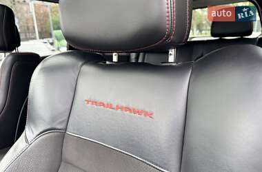 Внедорожник / Кроссовер Jeep Grand Cherokee 2018 в 