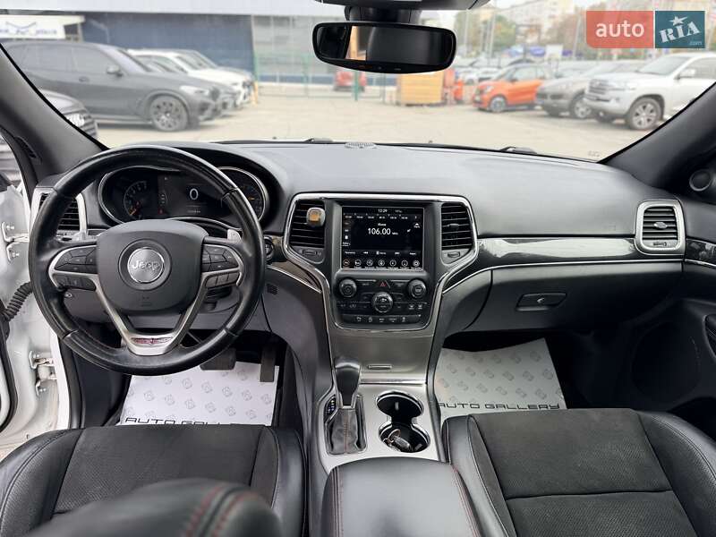 Внедорожник / Кроссовер Jeep Grand Cherokee 2018 в Киеве фото 22 Внедорожник / Кроссовер Jeep Grand Cherokee 2018 в Киеве
