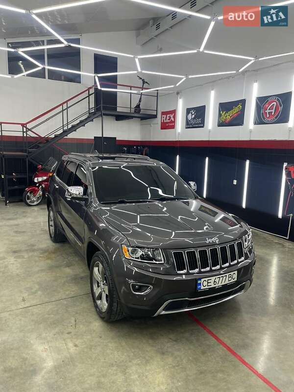 Внедорожник / Кроссовер Jeep Grand Cherokee 2015 в Черновцах