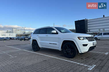 Внедорожник / Кроссовер Jeep Grand Cherokee 2020 в 