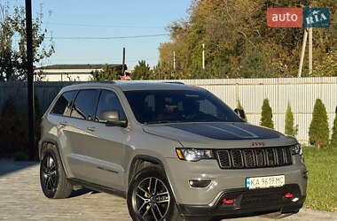 Позашляховик / Кросовер Jeep Grand Cherokee 2020 в  фото 5 Позашляховик / Кросовер Jeep Grand Cherokee 2020 в