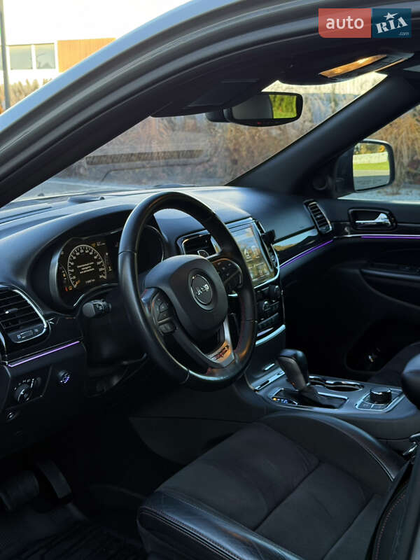 Позашляховик / Кросовер Jeep Grand Cherokee 2020 в Луцьку