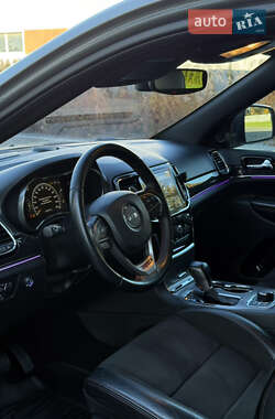 Позашляховик / Кросовер Jeep Grand Cherokee 2020 в  фото 20 Позашляховик / Кросовер Jeep Grand Cherokee 2020 в