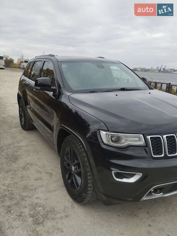 Внедорожник / Кроссовер Jeep Grand Cherokee 2017 в Днепре фото 3 Внедорожник / Кроссовер Jeep Grand Cherokee 2017 в Днепре