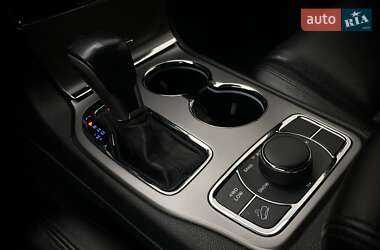 Внедорожник / Кроссовер Jeep Grand Cherokee 2019 в 