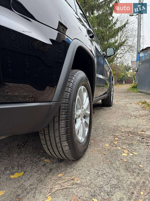 Внедорожник / Кроссовер Jeep Grand Cherokee 2021 в Киеве фото 40 Внедорожник / Кроссовер Jeep Grand Cherokee 2021 в Киеве
