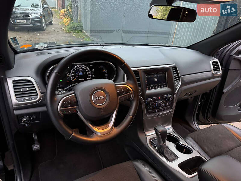 Внедорожник / Кроссовер Jeep Grand Cherokee 2021 в Киеве фото 58 Внедорожник / Кроссовер Jeep Grand Cherokee 2021 в Киеве