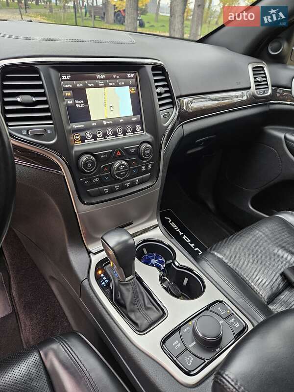 Внедорожник / Кроссовер Jeep Grand Cherokee 2018 в Киеве