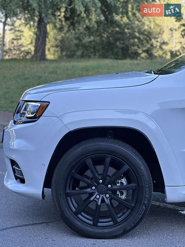 Позашляховик / Кросовер Jeep Grand Cherokee 2020 в Києві фото 21 Позашляховик / Кросовер Jeep Grand Cherokee 2020 в Києві