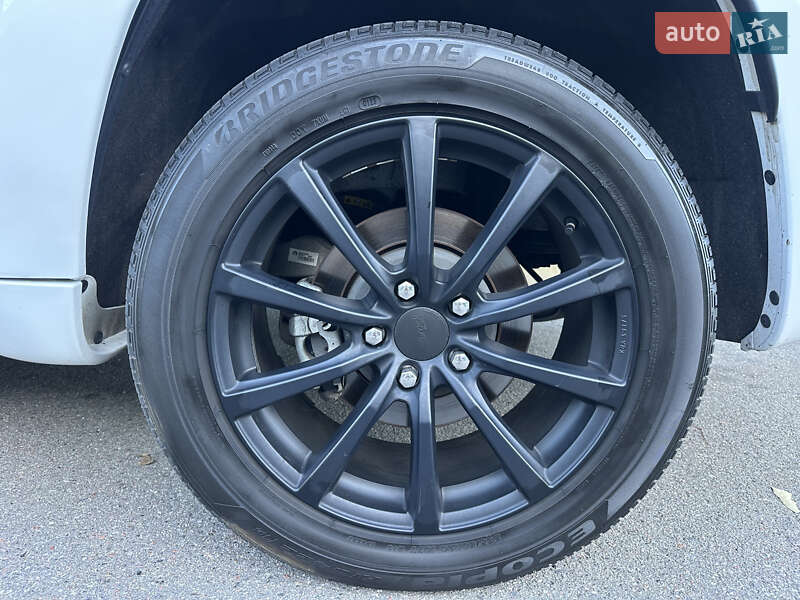 Позашляховик / Кросовер Jeep Grand Cherokee 2020 в Києві фото 23 Позашляховик / Кросовер Jeep Grand Cherokee 2020 в Києві