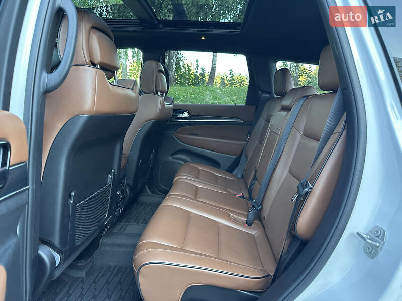 Позашляховик / Кросовер Jeep Grand Cherokee 2020 в Києві фото 38 Позашляховик / Кросовер Jeep Grand Cherokee 2020 в Києві