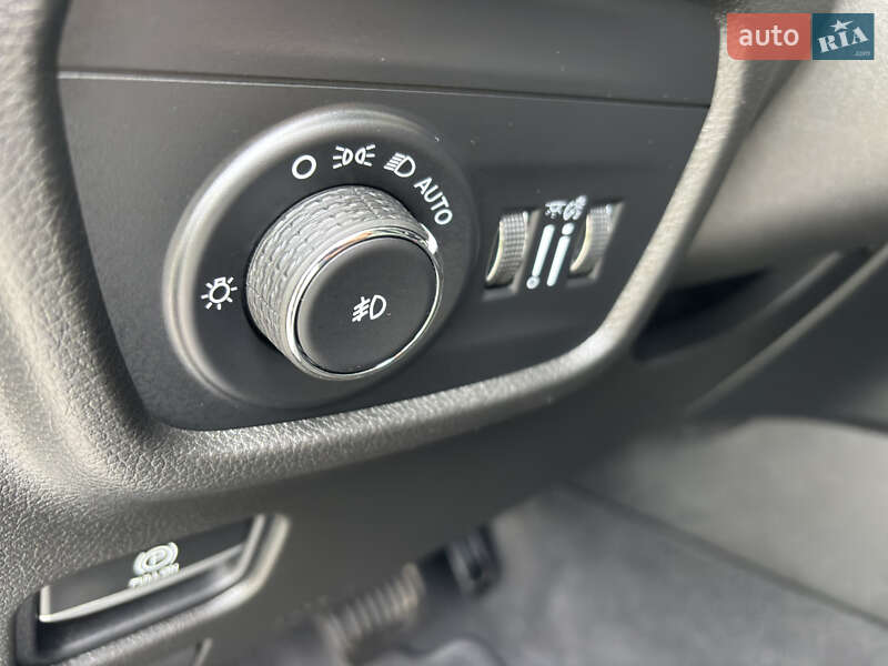 Позашляховик / Кросовер Jeep Grand Cherokee 2021 в Полтаві фото 15 Позашляховик / Кросовер Jeep Grand Cherokee 2021 в Полтаві