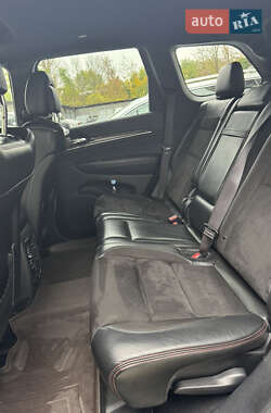 Внедорожник / Кроссовер Jeep Grand Cherokee 2020 в 