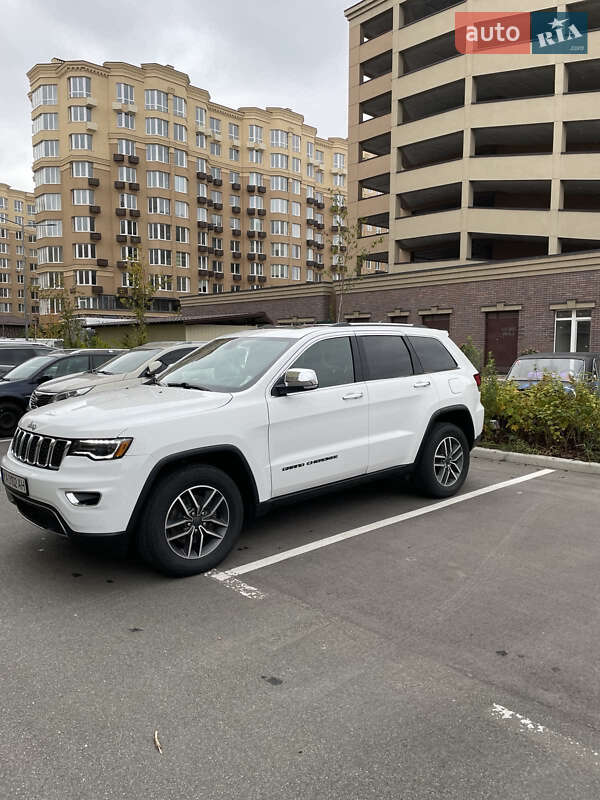 Внедорожник / Кроссовер Jeep Grand Cherokee 2020 в Киеве фото 3 Внедорожник / Кроссовер Jeep Grand Cherokee 2020 в Киеве