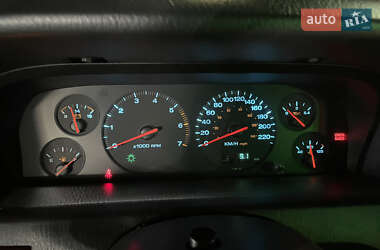 Позашляховик / Кросовер Jeep Grand Cherokee 2000 в 