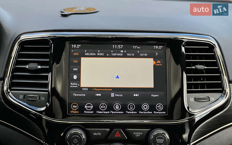 Внедорожник / Кроссовер Jeep Grand Cherokee 2020 в Львове фото 14 Внедорожник / Кроссовер Jeep Grand Cherokee 2020 в Львове