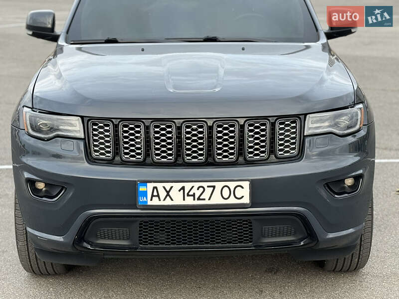 Внедорожник / Кроссовер Jeep Grand Cherokee 2017 в Харькове фото 14 Внедорожник / Кроссовер Jeep Grand Cherokee 2017 в Харькове
