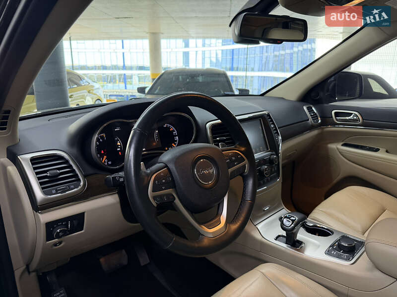 Внедорожник / Кроссовер Jeep Grand Cherokee 2015 в Одессе фото 20 Внедорожник / Кроссовер Jeep Grand Cherokee 2015 в Одессе