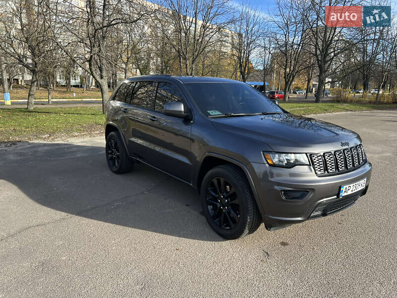 Внедорожник / Кроссовер Jeep Grand Cherokee 2018 в Броварах